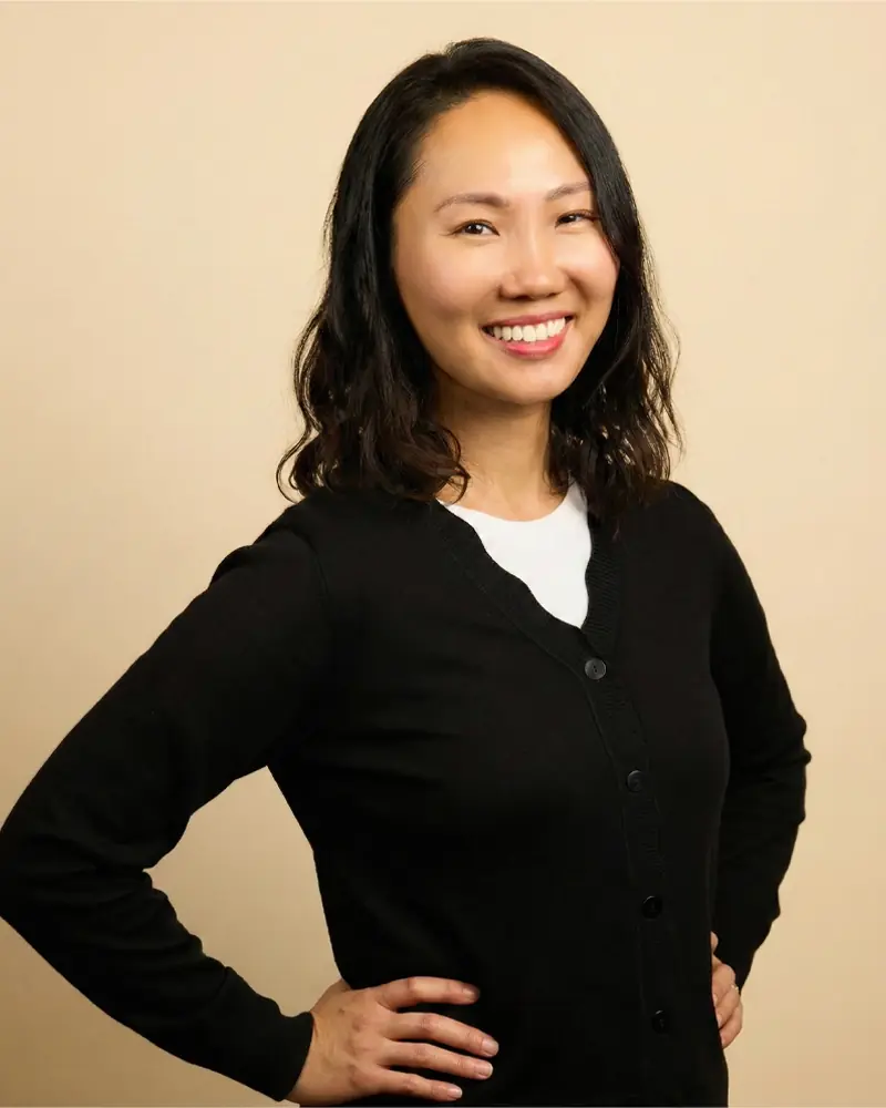 Portrait of Dr. Julia Lee, DDS